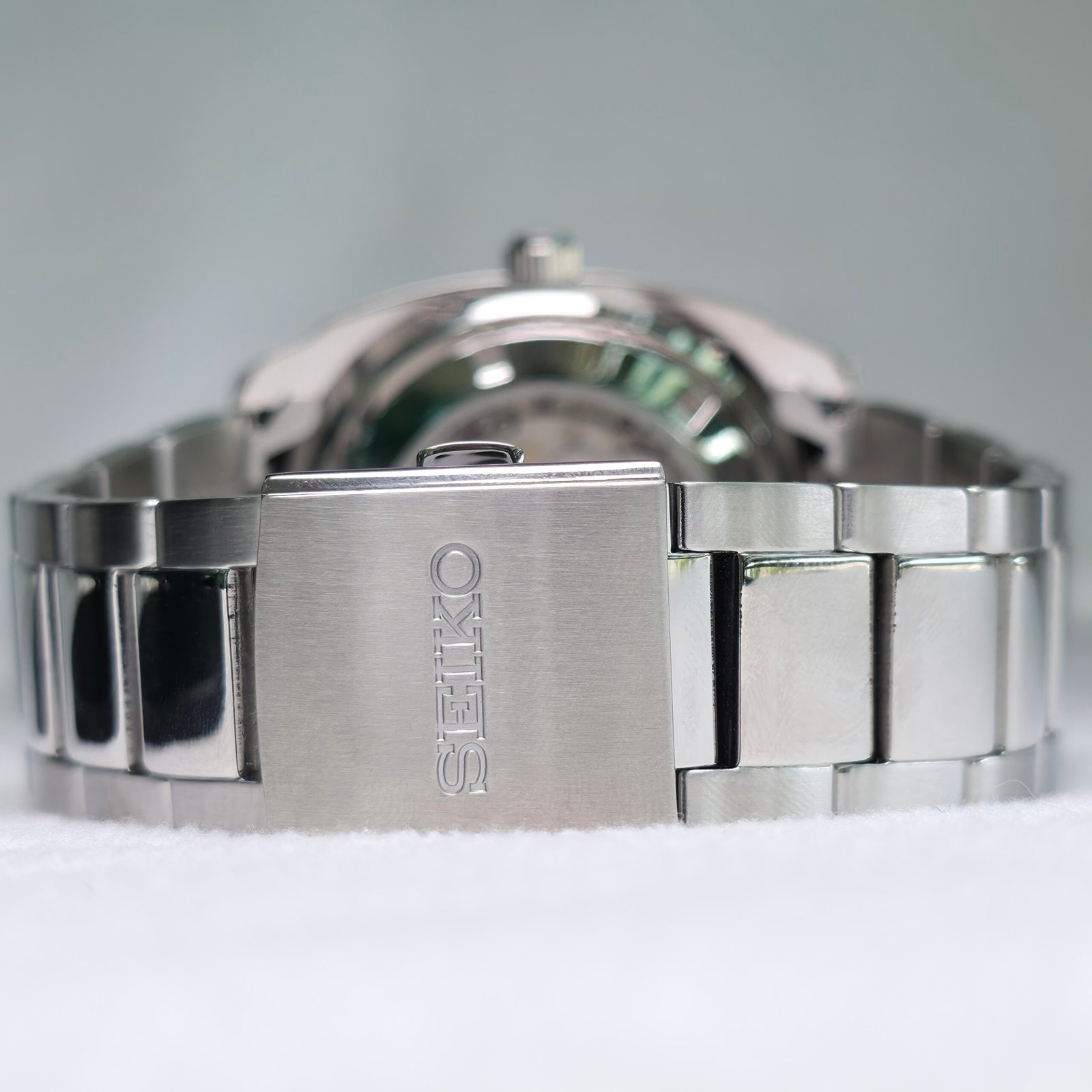 Seiko 5 Automatic (Estilo Vintage Retro / Esfera Verde Esmeralda) - Imagen 9