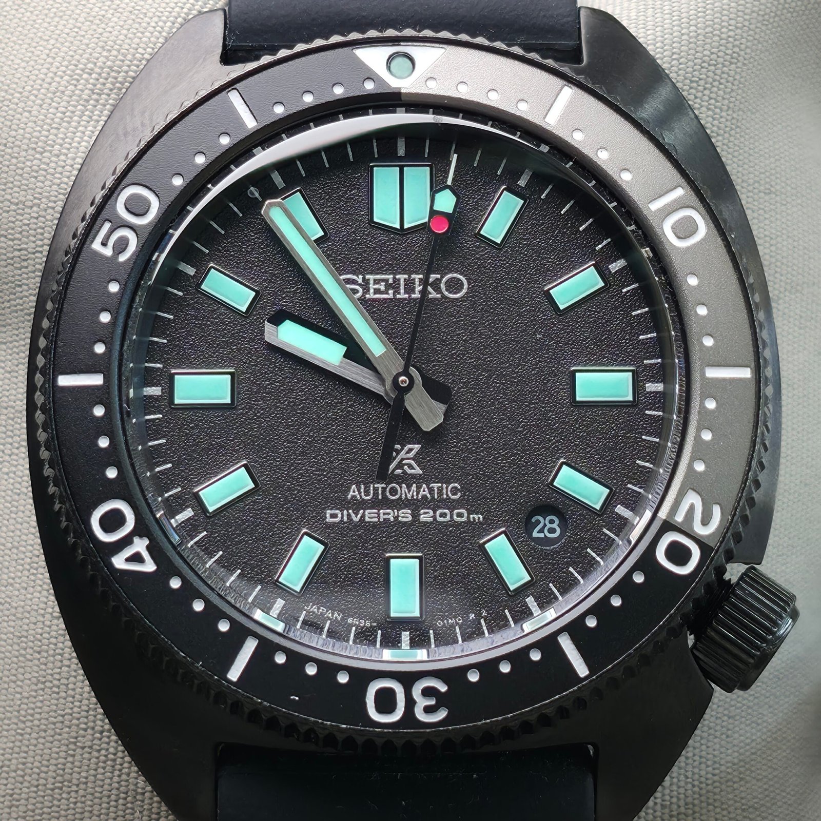 Seiko Prospex "Black Series" modelo SRPH99 - Imagen 2