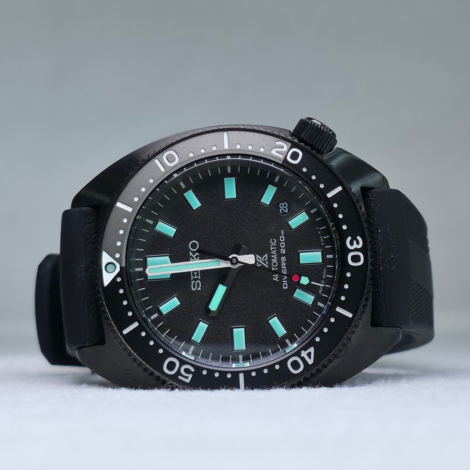 Seiko Prospex "Black Series" modelo SRPH99 - Imagen 4